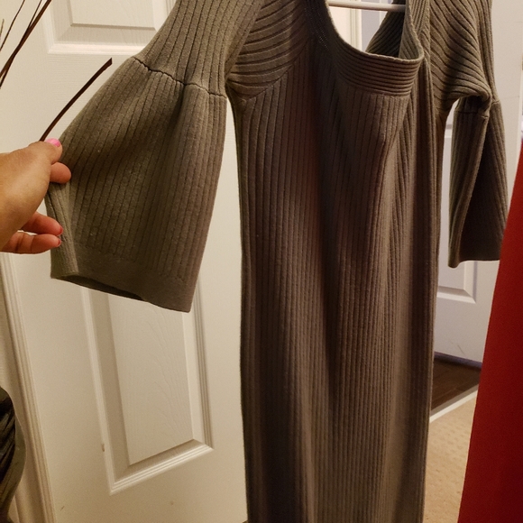 Sweater dress - Picture 2 of 4